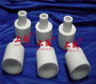 【供應(yīng)特殊剛玉坩堝,非標(biāo)氧化鋁坩堝 異形陶瓷坩堝(圖)】價格,廠家,圖片,坩堝,上海工陶陶瓷-